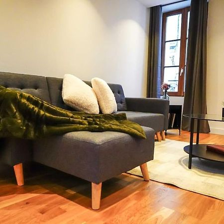 Апартаменти Le Rive Hugo • Elegance & Art De Vivre Шатору Екстер'єр фото
